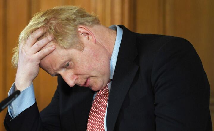Premier Wielkiej Brytanii Boris Johnson / autor: PAP/EPA/FACUNDO ARRIZABALAGA / POOL