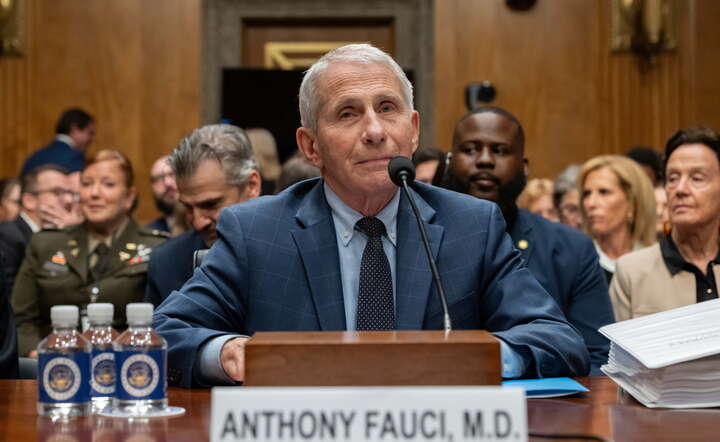 Dr Anthony Fauci, autor polityki USA ws. Covid-19 w czasie przesłuchania w Kongresie / autor: PAP/EPA/MATTHEW KAMINSKY 