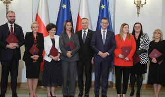 Nowy rząd nowych twarzy. Kim sią nowi ministrowie?