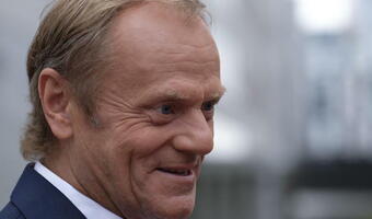 Tusk krytycznie o węgierskich kontrahentach Lotosu. A Rosji kto chciał go sprzedać?