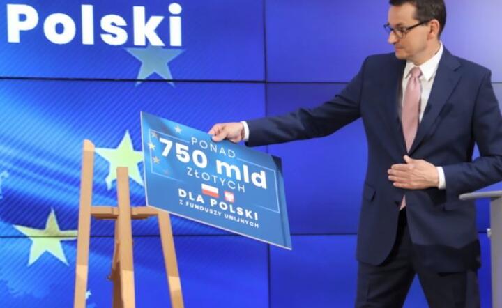 Mateusz Morawiecki podczas konferencji prasowej w KPRM w Warszawie, 21 bm / autor: PAP/Wojciech Olkuśnik