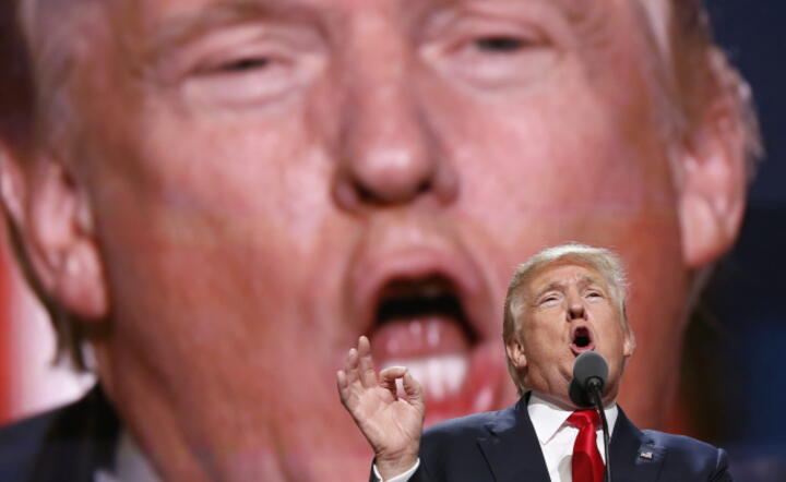 Alan Posener w "Die Welt": Donald Trump stoi na czele populistycznego buntu przeciw aroganckiej merytokracji, fot. PAP/EPA/MICHAEL REYNOLDS 