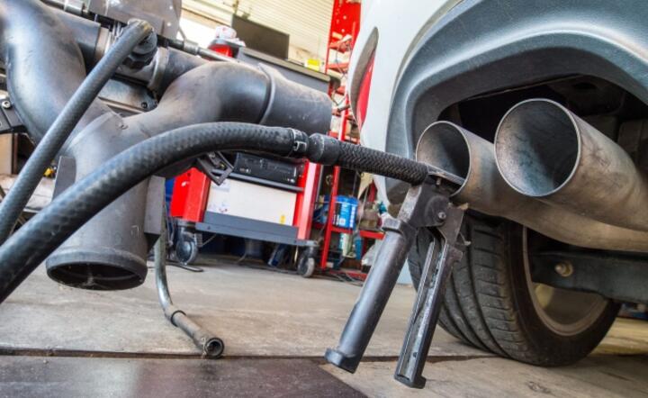 Walka z oszustwami takimi, jakich dopuszczał się Volkswagen zmieni sposoby testowania i certyfikowania aut fot. PAP/EPA/Patrick Pleul 