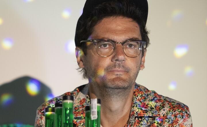 Jakub Wojewódzki na promocji nowego produktu alkoholowego firmy J.Palikota, czerwiec 2021 / autor: Fratria / Andrzej Wiktor 