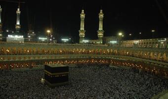 Wyznawcy Allaha stawiają na dolary
