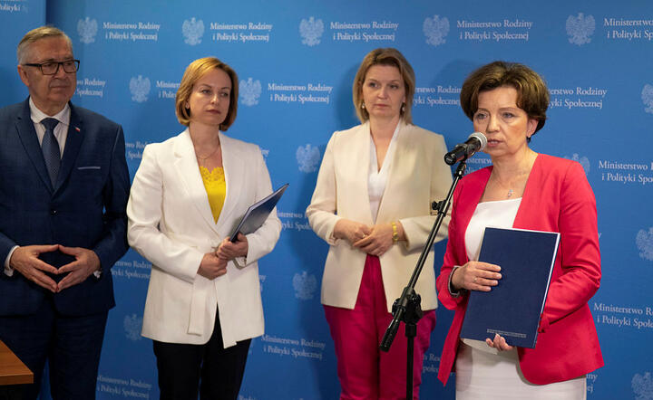 Minister rodziny i polityki społecznej Marlena Maląg / autor: Fratria