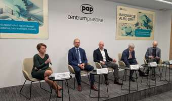 Innowacje albo dryf. Czy Polsce grozi gospodarcza „poczekalnia”?