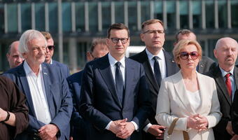 Terlecki: Nie zgodzimy na podatek od samochodów spalinowych