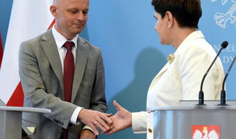 Projekt budżetu na 2017 r.: deficyt 2,9 proc. PKB i pełne finansowanie wydatków na program 500+
