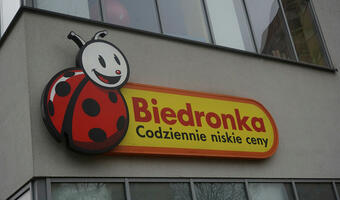 Biedronka ogłosiła podwyżki dla pracowników. To 45 mln zł