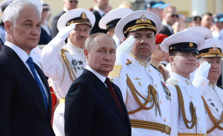 Mimo przewidywań Władimir Putin po ponad dwóch latach konfliktu wciąż rządzi Rosją / autor: PAP/EPA/VYACHESLAV PROKOFYEV/KREMLIN / POOL