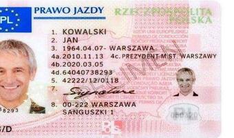 Jawność pytań na prawo jazdy zależy od prywatnych firm