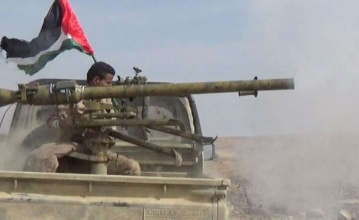Bojownicy Huti  / autor: PAP/EPA/HOUTHIS MEDIA CENTER HANDOUT