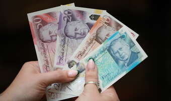 Karol III trafił na banknoty