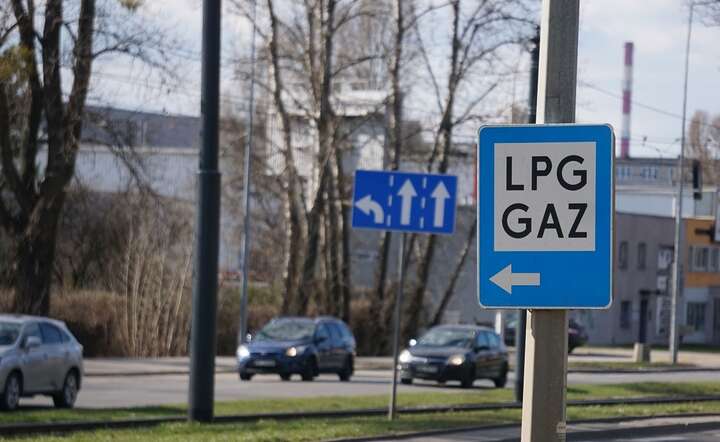W dwa miesiące ceny autogazu wzrosły na stacjach paliw aż o 50 proc.! / autor: Fratria / MK
