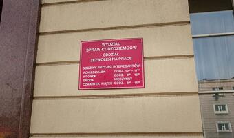 Imigracja zarobkowa powinna być droższa dla pracodawców