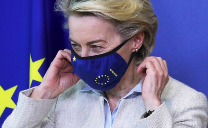 Przewodnicząca Komisji Europejskiej Ursula von der Leyen podczas spotkania z królem Jordanii  w Brukseli,  5 maja 2021 r / autor: PAP/EPA/YVES HERMAN / POOL
