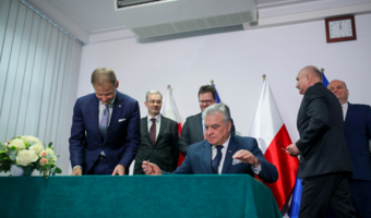Kredyt z EBI dla Azotów