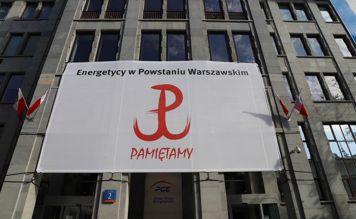 PGE oddaje hołd / autor: Mat. Pras.
