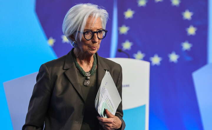 Prezes Europejskiego Banku Centralnego, Christine Lagarde, na konferencji po posiedzeniu EBC / autor: PAP/EPA/RONALD WITTEK