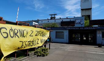 Trwa skomplikowana akcja ratunkowa 900 m pod ziemią