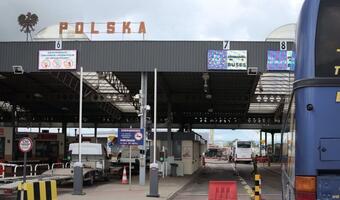 Transport zboża. 2150 pojazdów czeka na wjazd do Polski