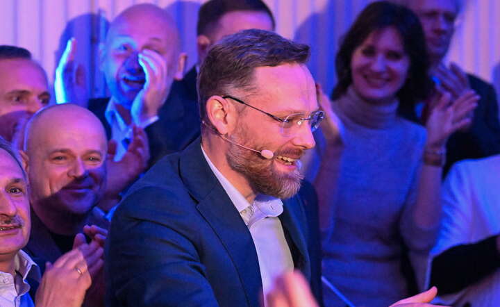 Kandydat PiS na prezydenta Szczecina, poseł Zbigniew Bogucki podczas swojej konwencji programowej, 10 bm. w Auditorium Maximum Zachodniopomorskiego Uniwersytetu Technologicznego w Szczecinie.  / autor: PAP/Marcin Bielecki