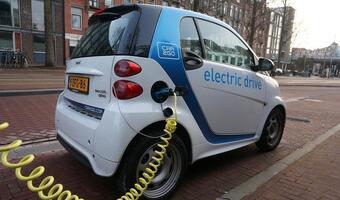 Cel: 48 tys. punktów ładowania do e-aut do 2025 r.