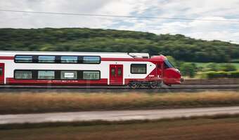 Szybkie i piętrowe. Kto dostarczy pociągi dla PKP Intercity?