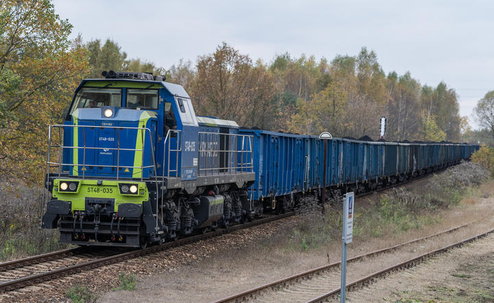 Maszynista, kierownik pociągu dostają powyżej średniej krajowej