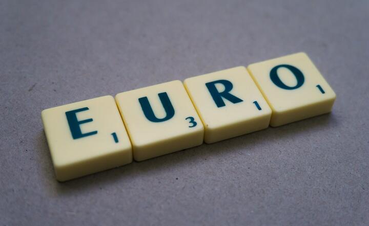 Strefa euro jest poddawana obecnie próbie dalece bardziej niebezpiecznej niż kryzys zadłużenia po 2008 r. / autor: Fratria / AS