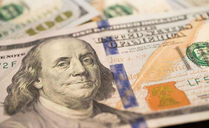 Jesteśmy ułamki centa od najsłabszego dolara względem euro od początku 2022 roku / autor: Pixabay