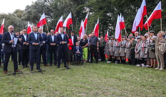 Ruszył "Łańcuch poparcia". „Warto być Polakiem”