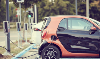 PSPA: Rośnie liczba pojazdów z napędem elektrycznym