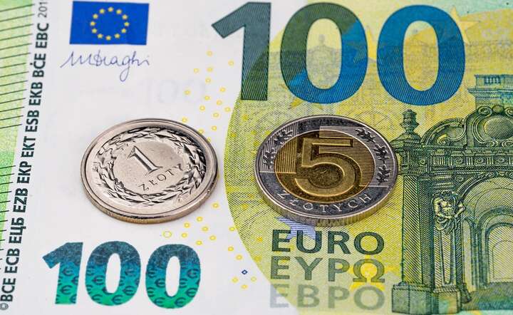 Agencja Fitch potwierdziła rating Polski na poziomie "A-" z perspektywą stabilną / autor: Fratria /AS
