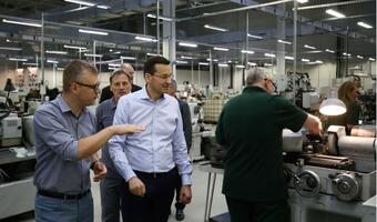 Morawiecki: w tym roku eksport polskiej branży motoryzacyjnej przekroczy 100 mld. zł.