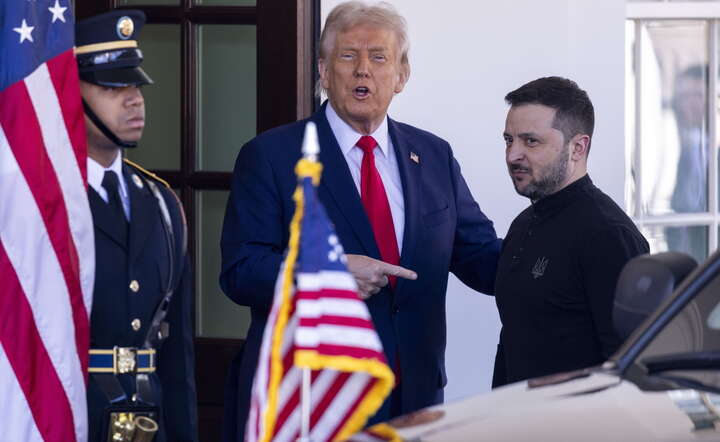 Prezydent USA Donald Trump (L) przywitał prezydenta Ukrainy Wołodymira Zełenskiego przed Białym Domem / autor: PAP/EPA/SHAWN THEW