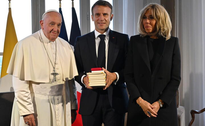 Papież Franciszek z wizytą we Francji [ZDJĘCIA]