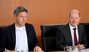 Scholz zadowolony z umowy Niemiec z Katarem na zakup LNG
