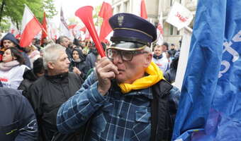Pocztowcy protestują przeciw planowi masowych zwolnień