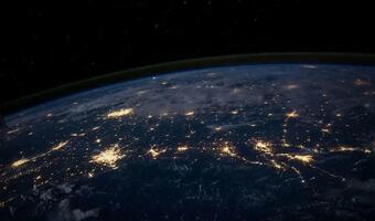 USA: Kosmos i cyberprzestrzeń to najważniejsze pola rywalizacji z Chinami