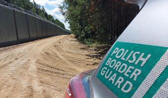 SG: 24 migrantów forsowało w sobotę granicę, ale jest zapora