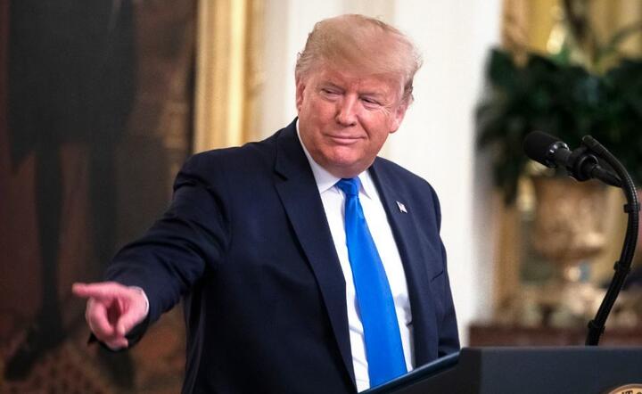 Donald Trump / autor: PAP/EPA/JIM LO SCALZO