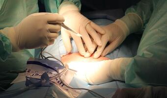7 mld zł na pół roku na podwyżki pensji w służbie zdrowia