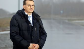 Premier: w tym roku mniej śmiertelnych wypadków na polskich drogach