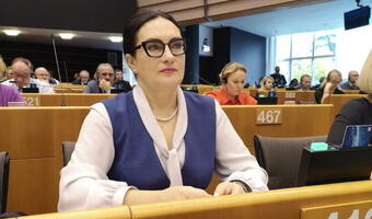 Izabela Kloc: Timmermans dostał żółtą kartkę