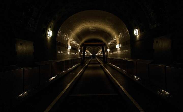 Tunel / autor: Pixabay
