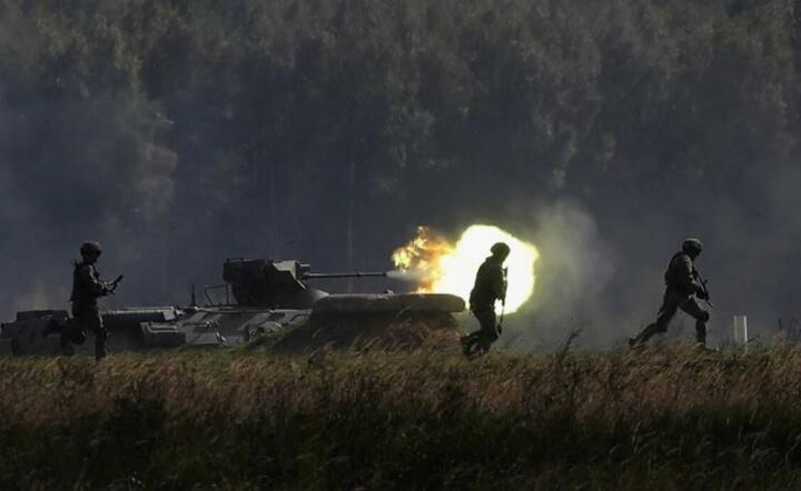 Żołnierze rosyjscy  / autor: PAP/EPA/MAXIM SHIPENKOV