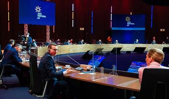 Premier: część tematów Szczytu Społecznego dotyczyła rzeczywistości postpandemicznej