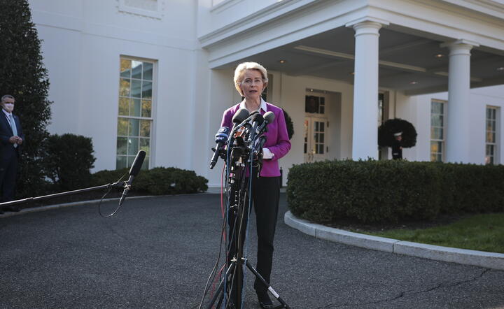 Ursula von der Leyen po spotkaniu z Joe Bidenem / autor: PAP/EPA